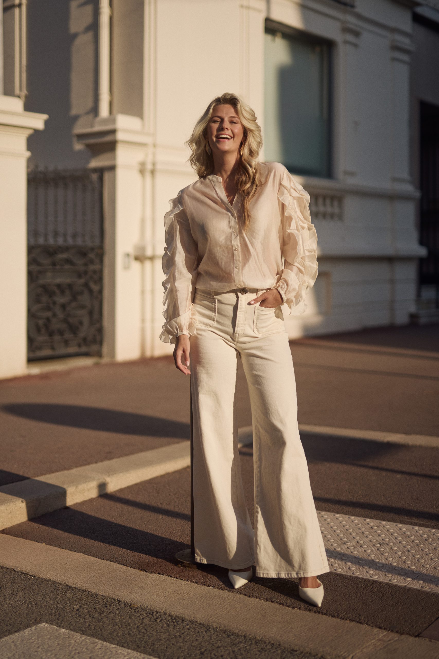 Scarlett pants ofwhite, margriet blouse